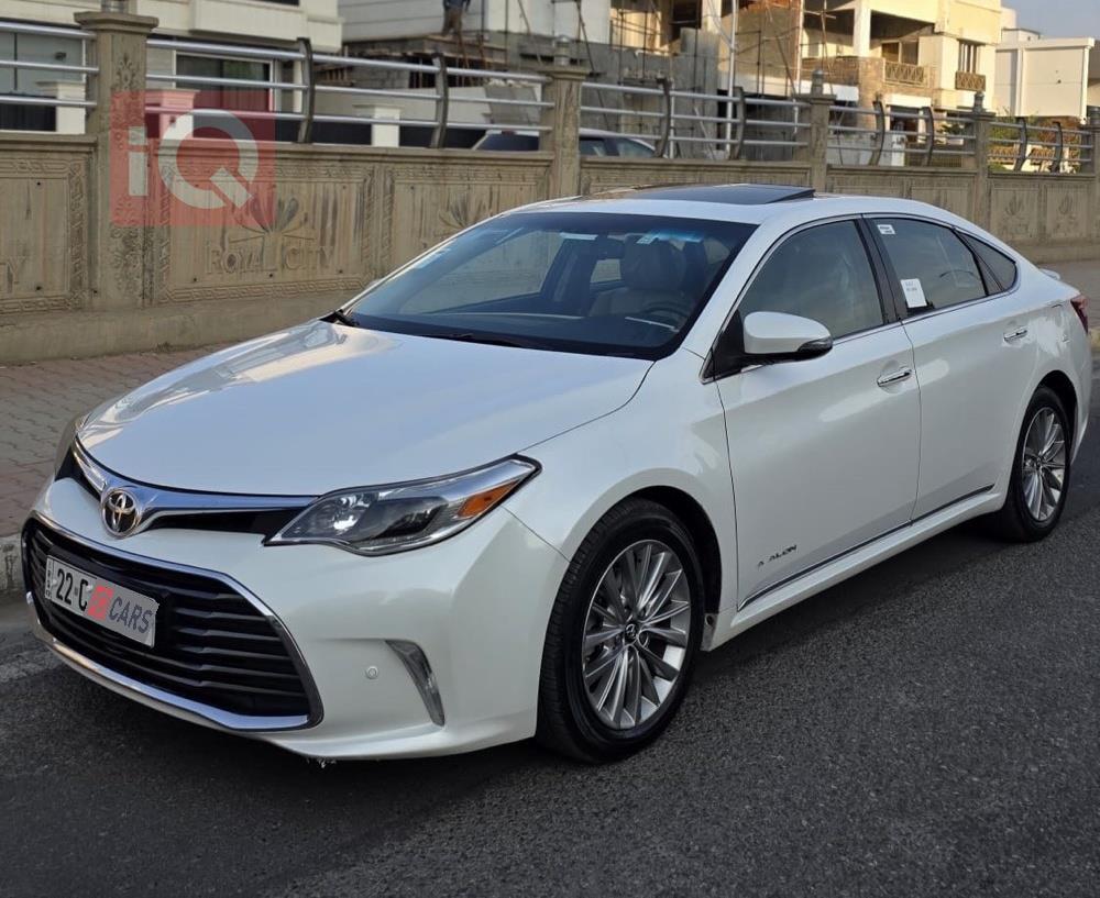 تويوتا أفالون